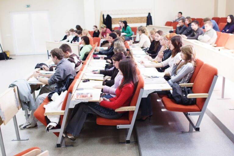 students in college lecture hall
