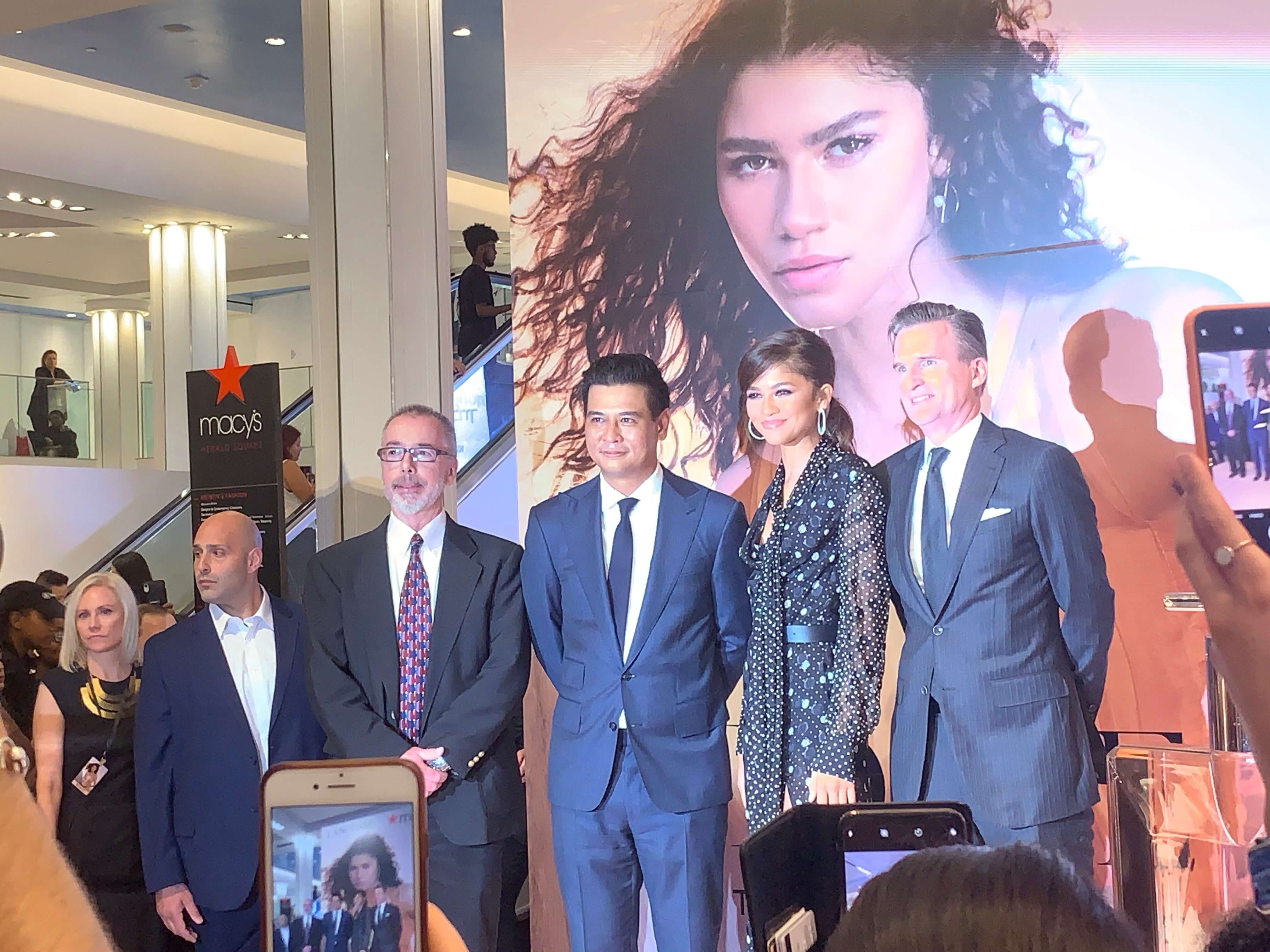 Zendaya with members of the ProLiteracy and Macy's team